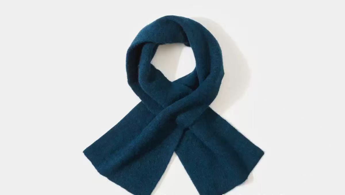 Yak Wool Neck Warmer – Soft Handcrafted Winter Scarf, 8 Colors