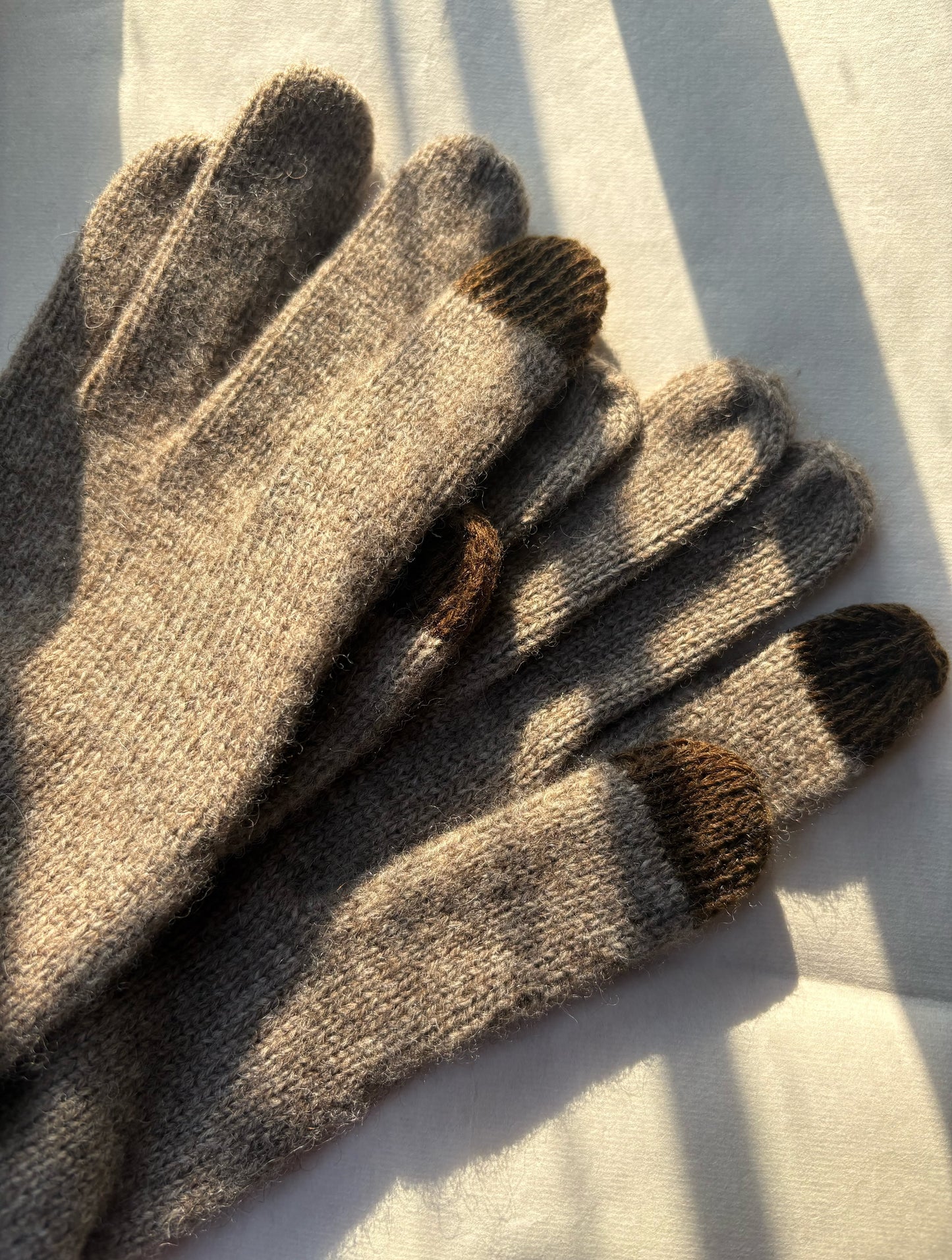 Yak Wool Gloves – Handcrafted Cozy Gloves with Touch Finger.